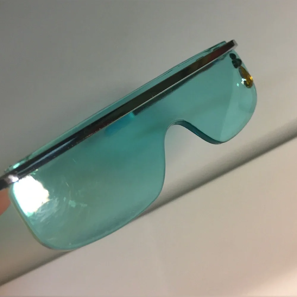 Cute Retro Style Teal Doll Sunglasses - Picture 6 of 12